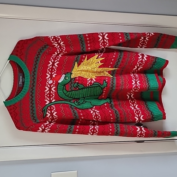 32 Degrees Other - Dragon holiday sweater